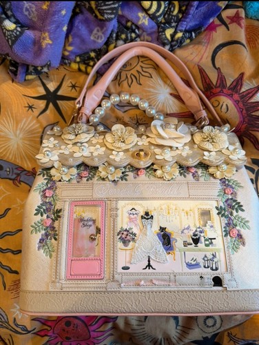 Vendula the wedding shop - the,