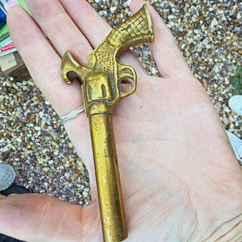 Brass pistol gun shaped - brass, pistol/gun