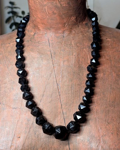 Antique whitby jet faceted - whitby,