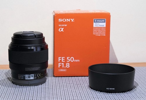 Sony 50mm prime lens - fe, f1.8