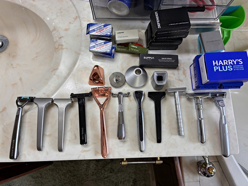 Mixed brands razors and - mixed,