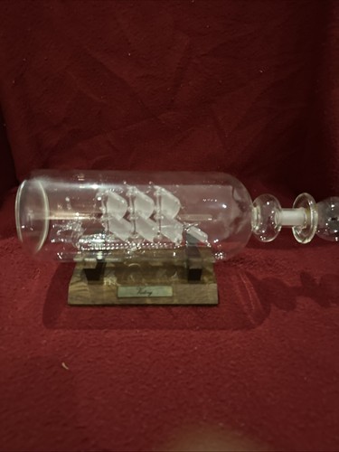 Glass ship bottle hms - in,