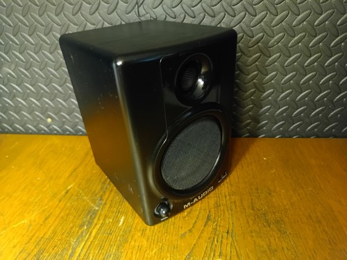 Audio av40 studio - m-audio,
