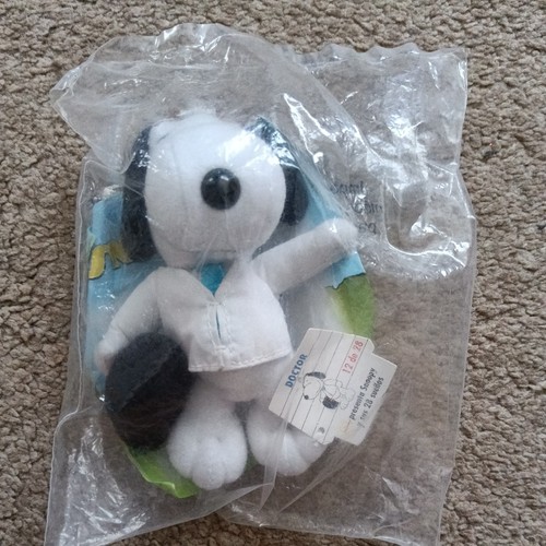 Vintage 2000 mcdonalds - vintage, snoopy
