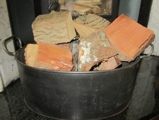 VINTAGE METAL LOG BOX / BASKET / FIRESIDE STORAGE