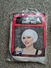 Luxury white short party wig for Halloween dress up bob style
