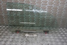 BFD048937 2017 TOYOTA HILUX ICON MK8 2.4 AUTO FRONT DOOR GLASS O/S