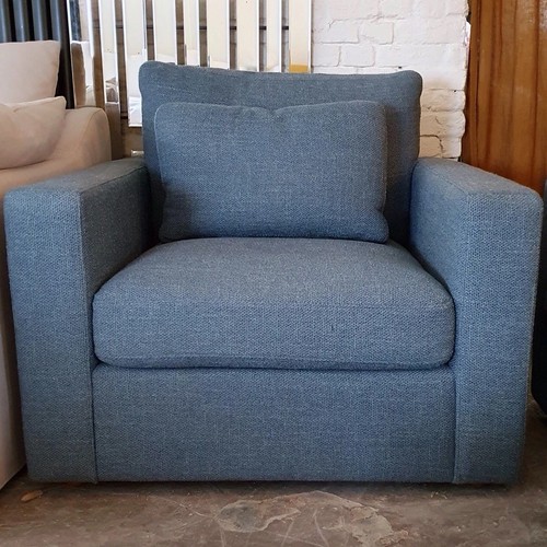 Couch oversized armchair - &,