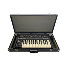 Roland SH-09 Cased - inc 20% VAT