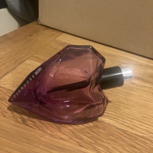 Perfume bottle for display pre