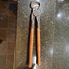 Cattle Dehorner Livestock Farm