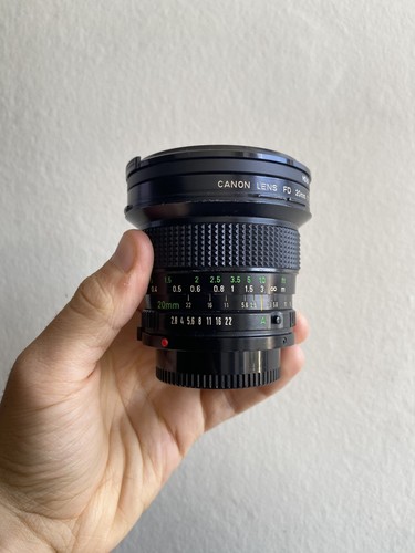 Canon 20mm w - fd, caps