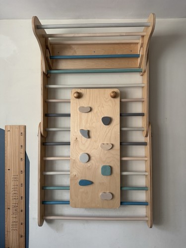 Montessori climbing triangle - climbing,