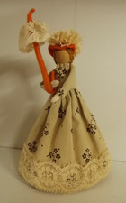Vintage peg doll - Lady in beige dress & parasol - good condition