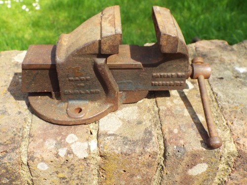 Small vintage bench vise - vintage,