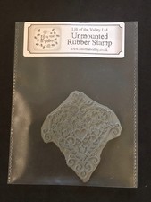 Swirly filigree heart - , vine