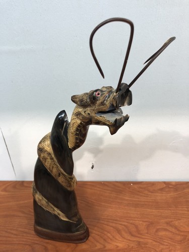 Stunning vintage hand carved - stunning,