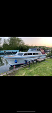Princess 32 Cabin Cruiser River cruiser