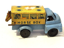 Very RARE 1953 Wells Brimtoy Horse Box Truck Lorry 1.43 tin plate Bedford F2