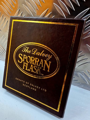 Hip flask the - flask,