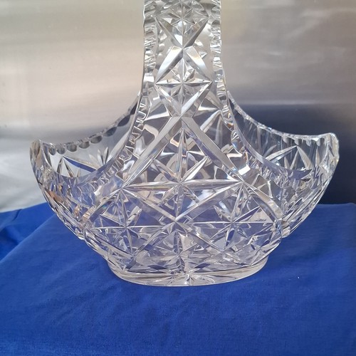 Clear cut crystal - crystal, basket