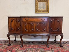 OUTSTANDING QUALITY CARVED