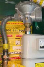 U16/G10 Gas Meter Plus Fixing Kit Including Regulator and AnacondD+PIPE