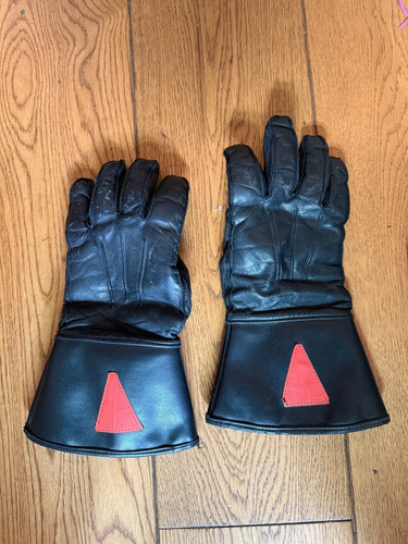 Vintage motorcycle gauntlets