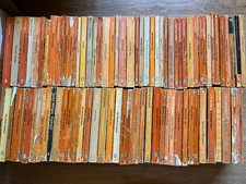 86x Vintage ORANGE Penguin Books  - INSTANT LIBRARY -  **SUPERB BUNDLE** DECOR