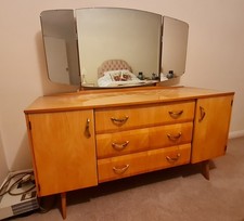 Vintage Meredew Bedroom Furniture Set. Dressing Table, Wardrobe & Chest Of Draws