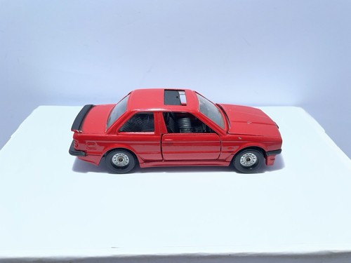 Corgi bmw 325i - 325i, e30
