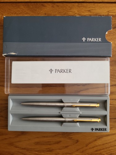 New old stock vintage parker - "new,