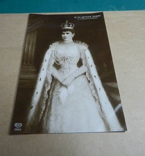 H.M.King Queen Mary  in coronation robes  sepia unposted  Art 