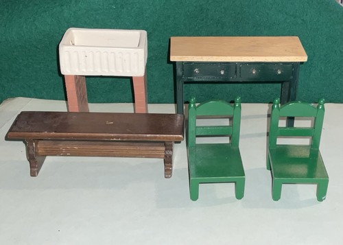 Dolls house furniture job lot - furniture,