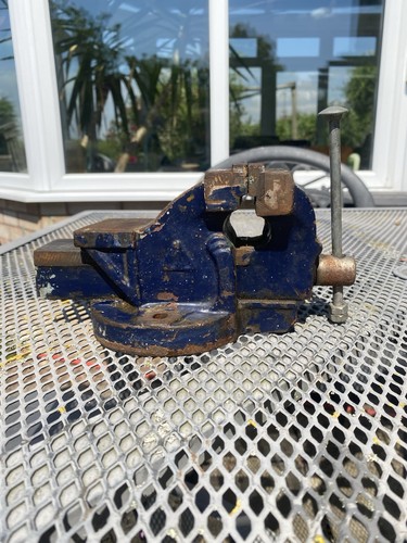 Vintage engineers bench vice - vintage,