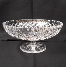 Small crystal comport - grapes, strawberries - 17.5 cm (7") di'r