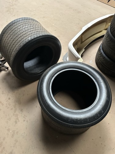 Dunlop racing slick tyre - tyre, 16