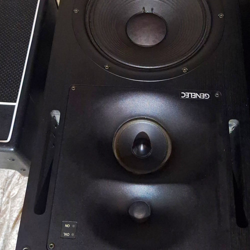 Genelec1037b studio monitor - genelec1037b,