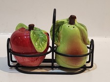 Apple & Pear Ceramic Salt and Pepper Shaker Set 