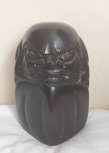 Vintage everyone look daruma - "everyone, look"
