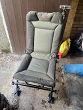 Nash Peg One Recliner Chair /