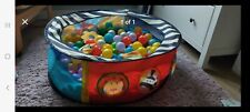Children's Ball Pit (and balls)