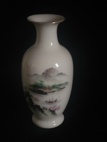 Vintage oriental vase 5cm - vintage,