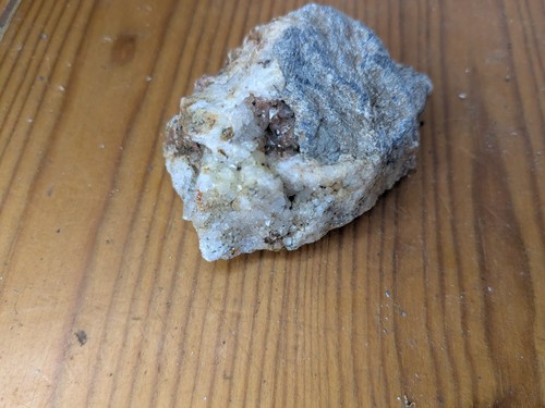 Medium specimen quartz crystal - medium,