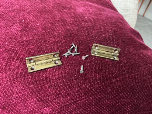 Antique stop hinges
