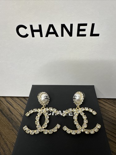 Chanel crystal pearl - chanel,