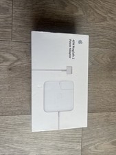 Apple MacBook Pro Charger