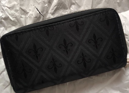 Lovely black purse - lovely,