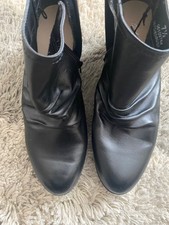 Womens FootGlove boots size 7.5. Hardly worn. Leather upper