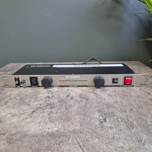 Phonic ppc9000e outlet 10a - 11-outlet,